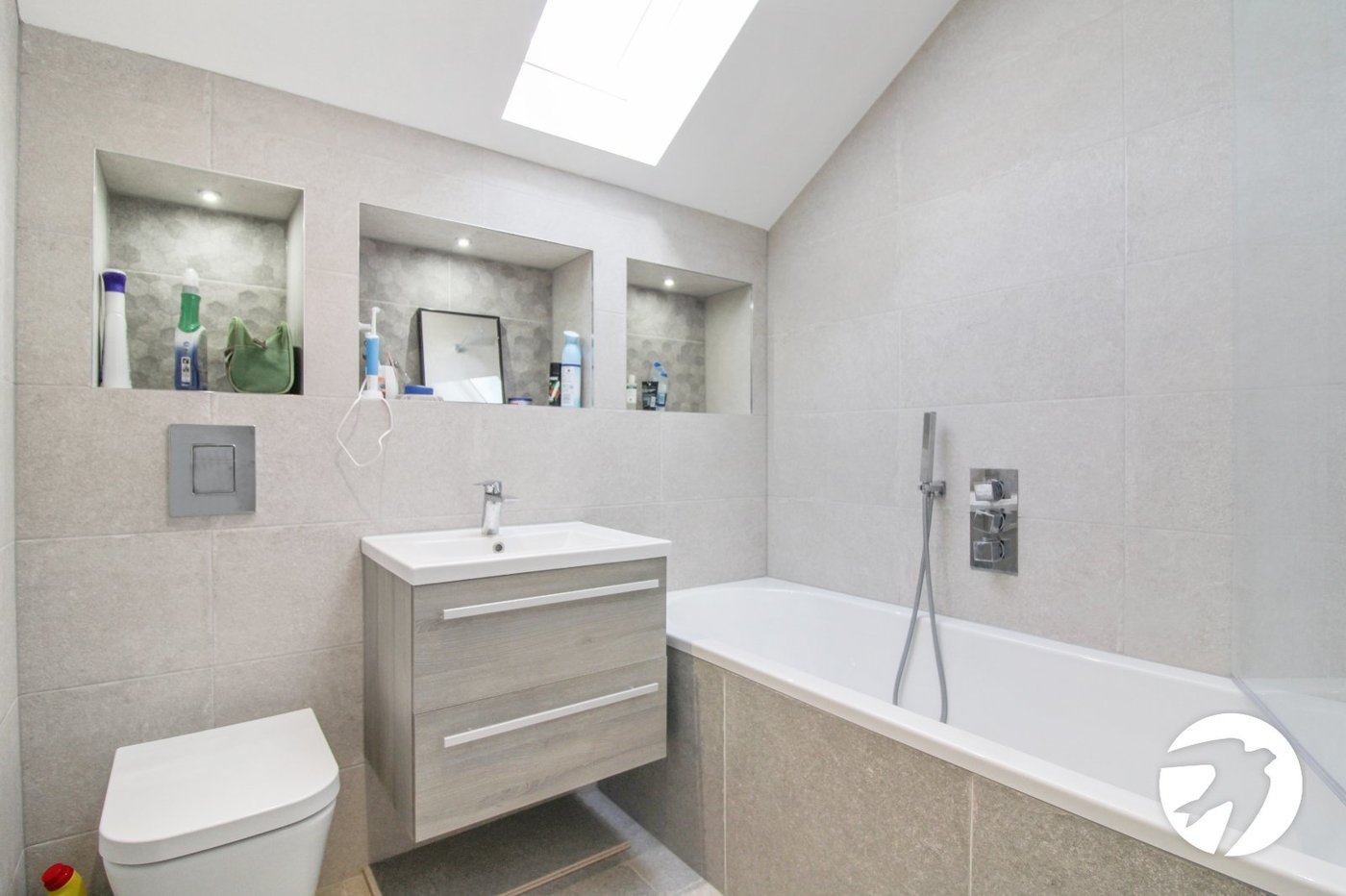 1 bedroom property to rent in Sydenham | Robinson Jackson