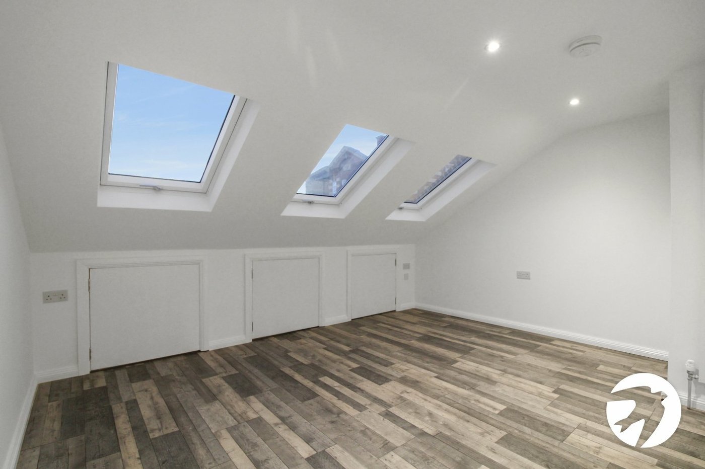 5 bedroom house to rent in London | Robinson Jackson