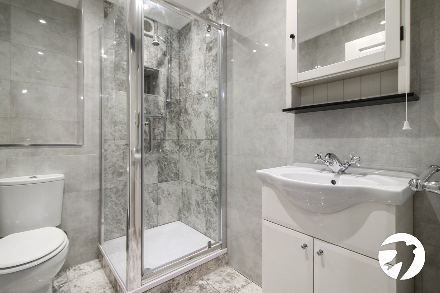 5 bedroom house to rent in London | Robinson Jackson