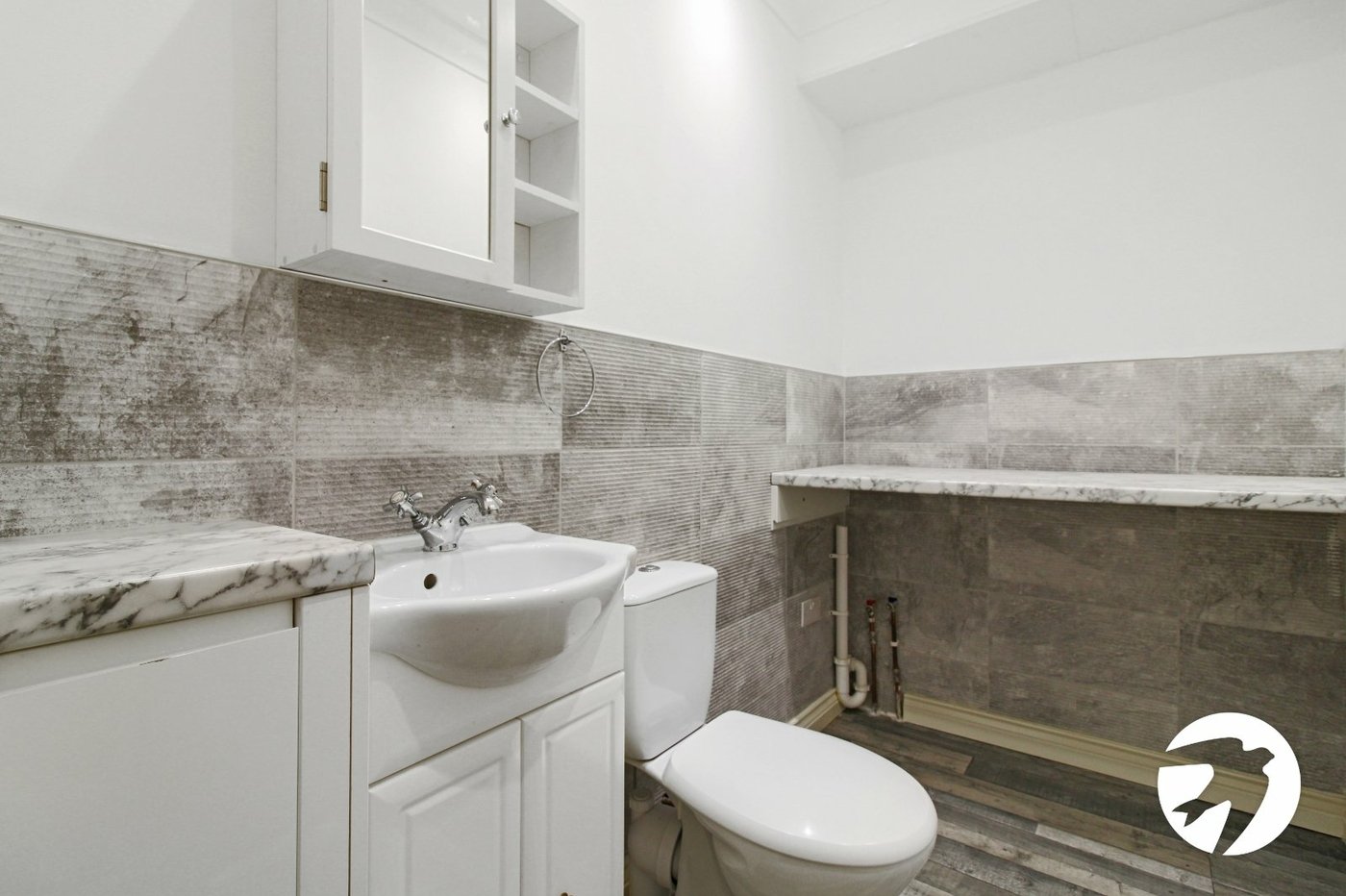 5 bedroom house to rent in London | Robinson Jackson