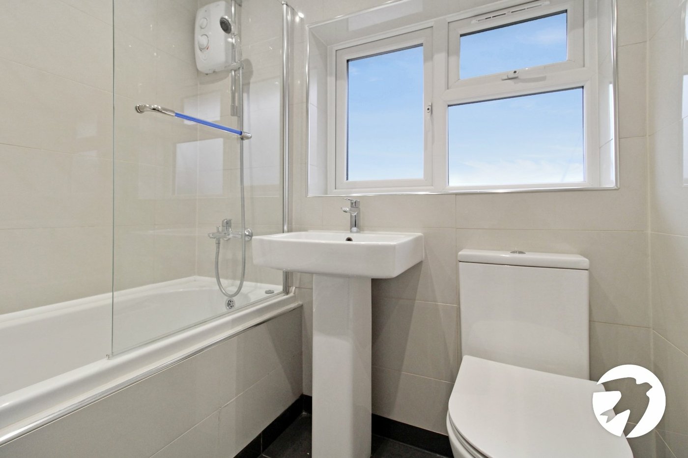 3 bedroom house to rent in Gravesend | Robinson Michael & Jackson