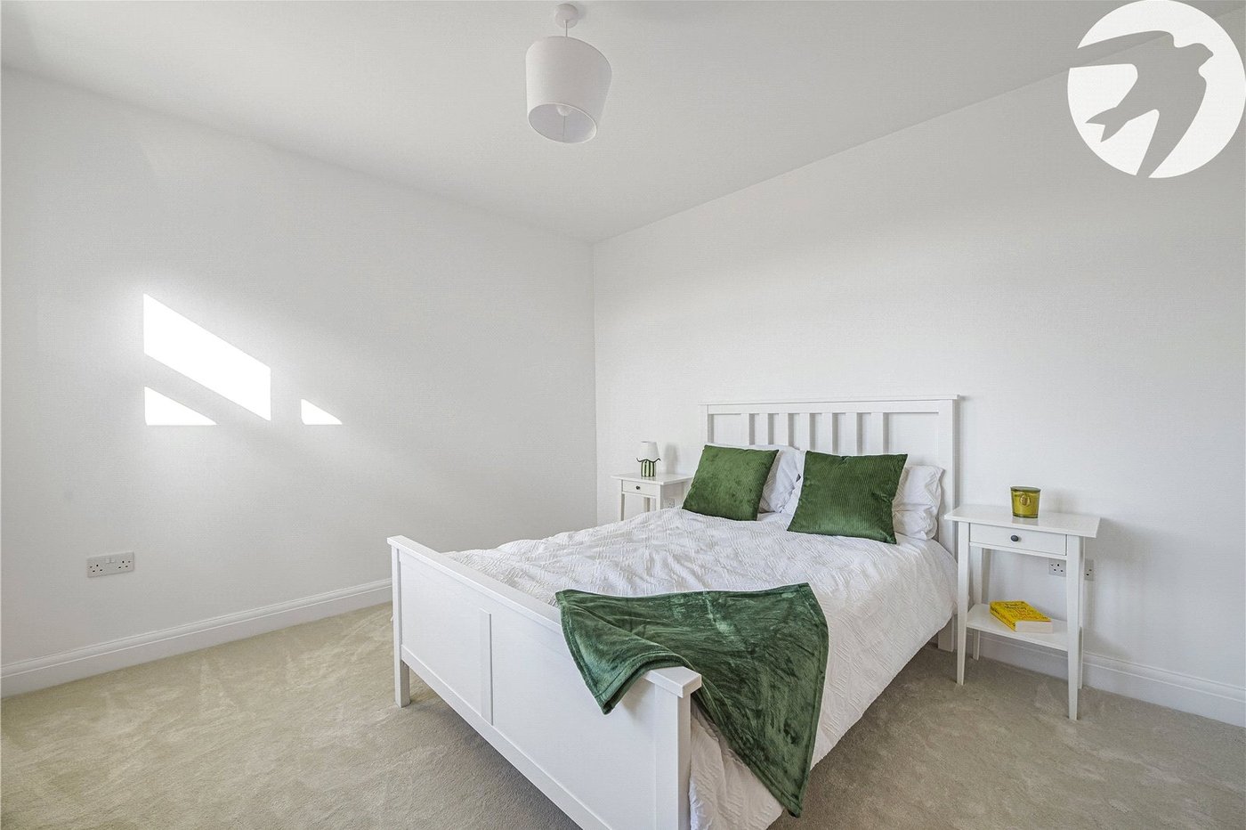 3 bedroom house to rent in Gravesend | Robinson Michael & Jackson