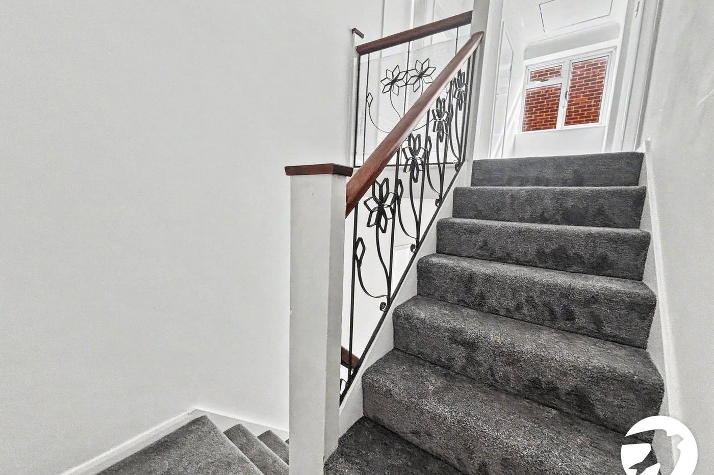 4 bedroom house to rent in Erith | Robinson Jackson