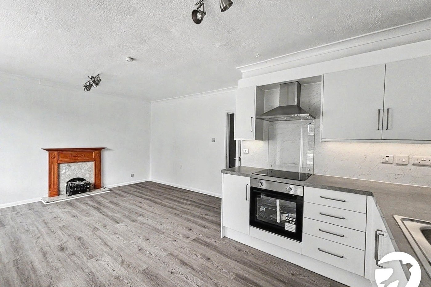 4 bedroom house to rent in Erith | Robinson Jackson