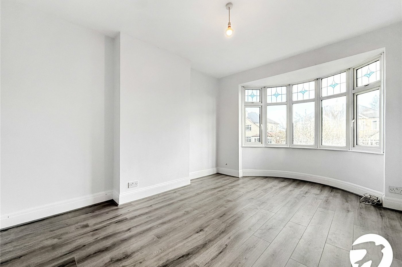 3 bedroom house to rent in London | Robinson Jackson