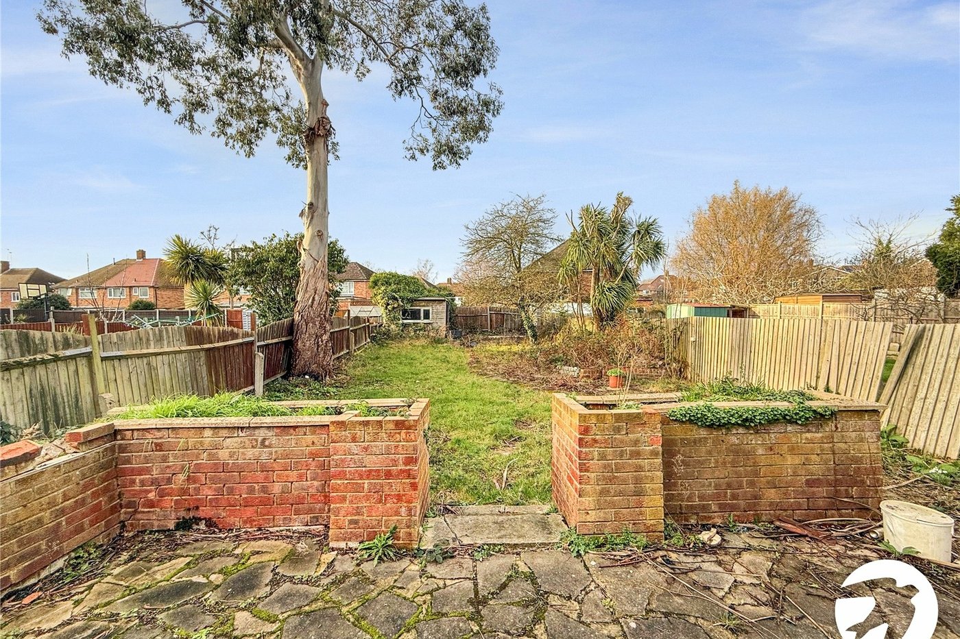 3 bedroom house to rent in London | Robinson Jackson