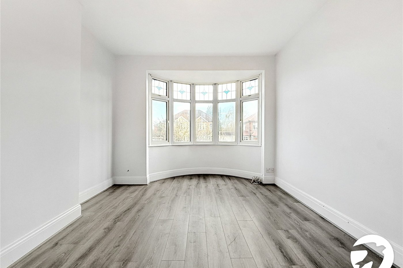 3 bedroom house to rent in London | Robinson Jackson