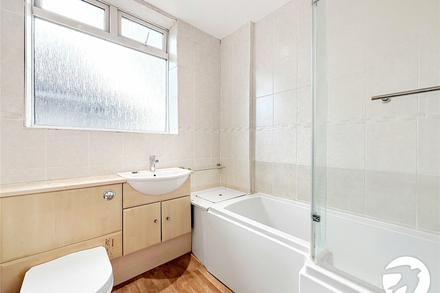 3 bedroom house to rent in London | Robinson Jackson