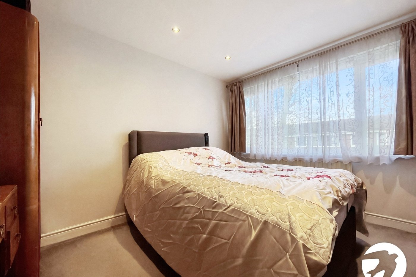3 bedroom house to rent in Gillingham | Robinson Michael & Jackson
