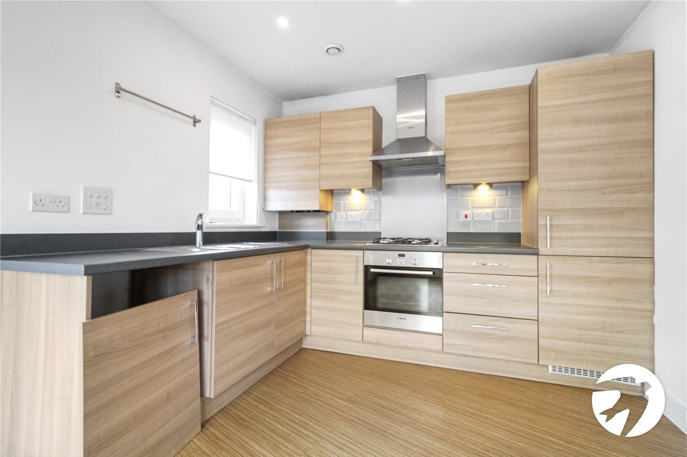 1 bedroom property to rent in Greenhithe | Robinson Michael & Jackson