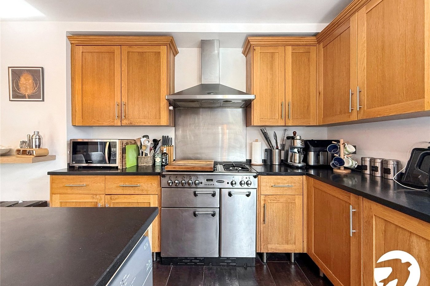 3 bedroom house to rent in London | Robinson Jackson