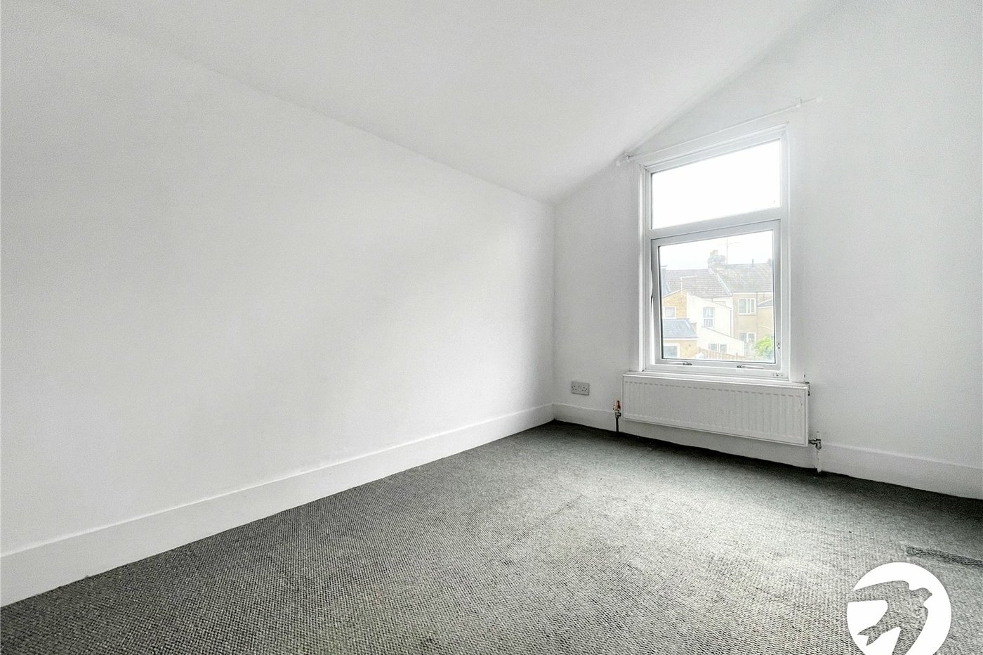 3 bedroom house to rent in Gillingham | Robinson Michael & Jackson