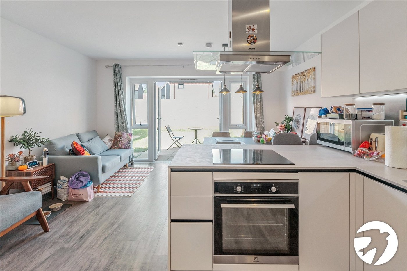 3 bedroom house to rent in Western Cross | Robinson Michael & Jackson