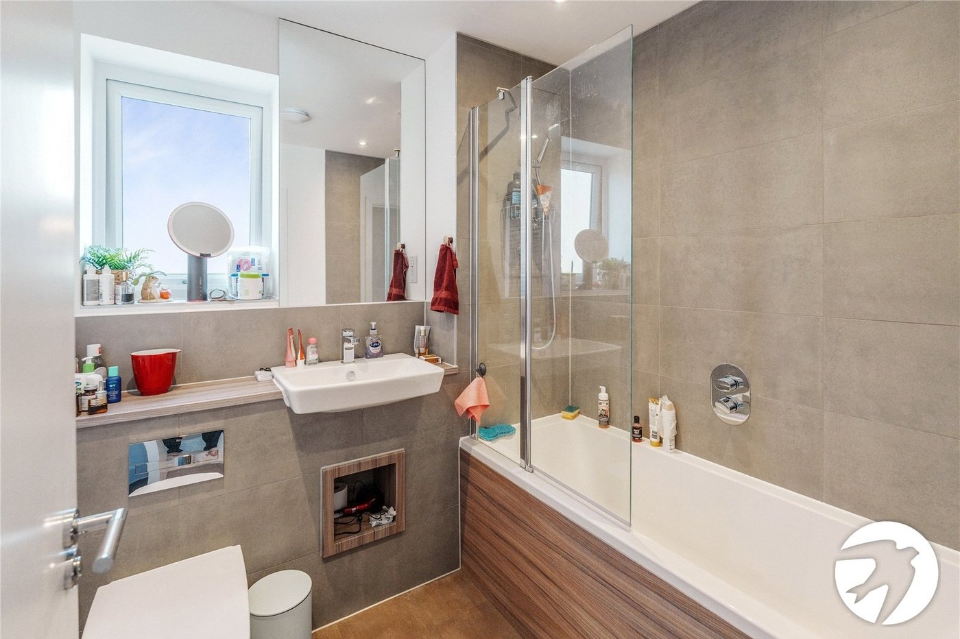 3 bedroom house to rent in Western Cross | Robinson Michael & Jackson