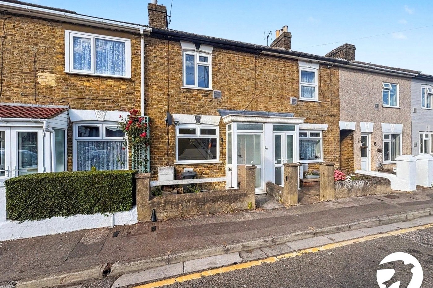 2 bedroom house to rent in Rainham | Robinson Michael & Jackson