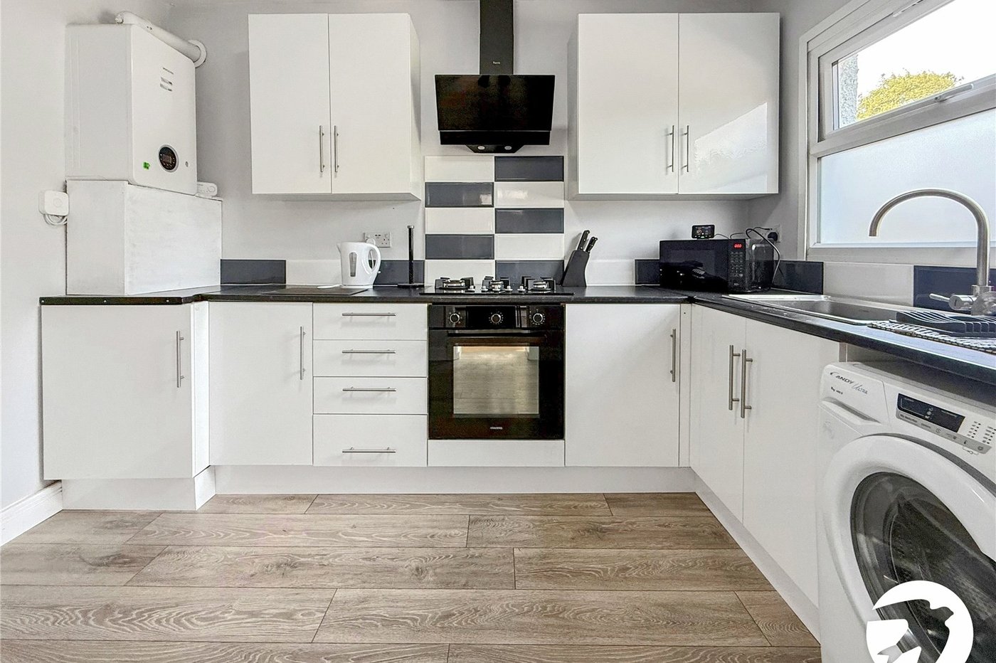 3 bedroom bungalow to rent in Maidstone | Robinson Michael & Jackson