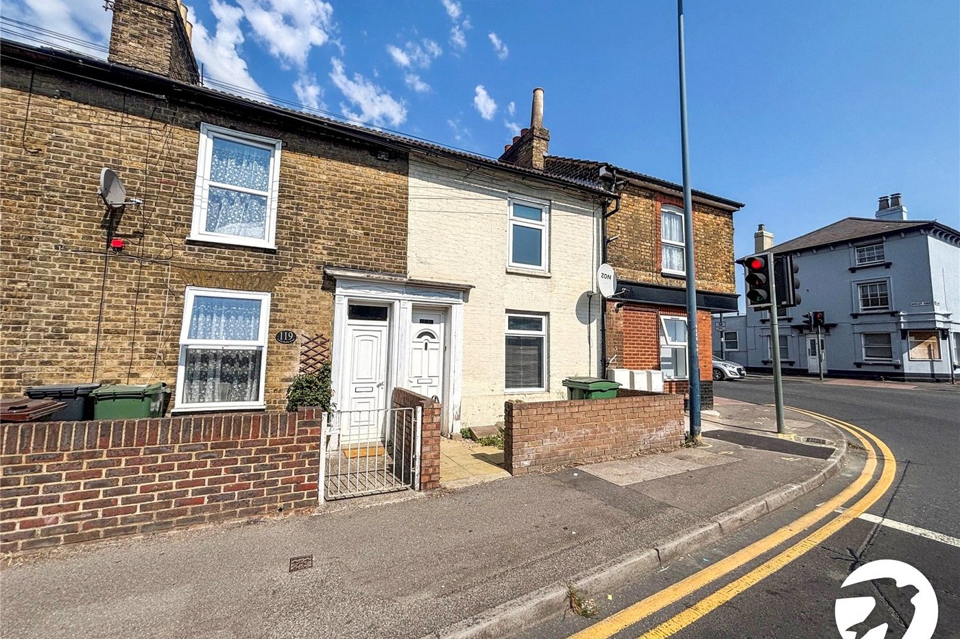 2 bedroom house to rent in Maidstone | Robinson Michael & Jackson