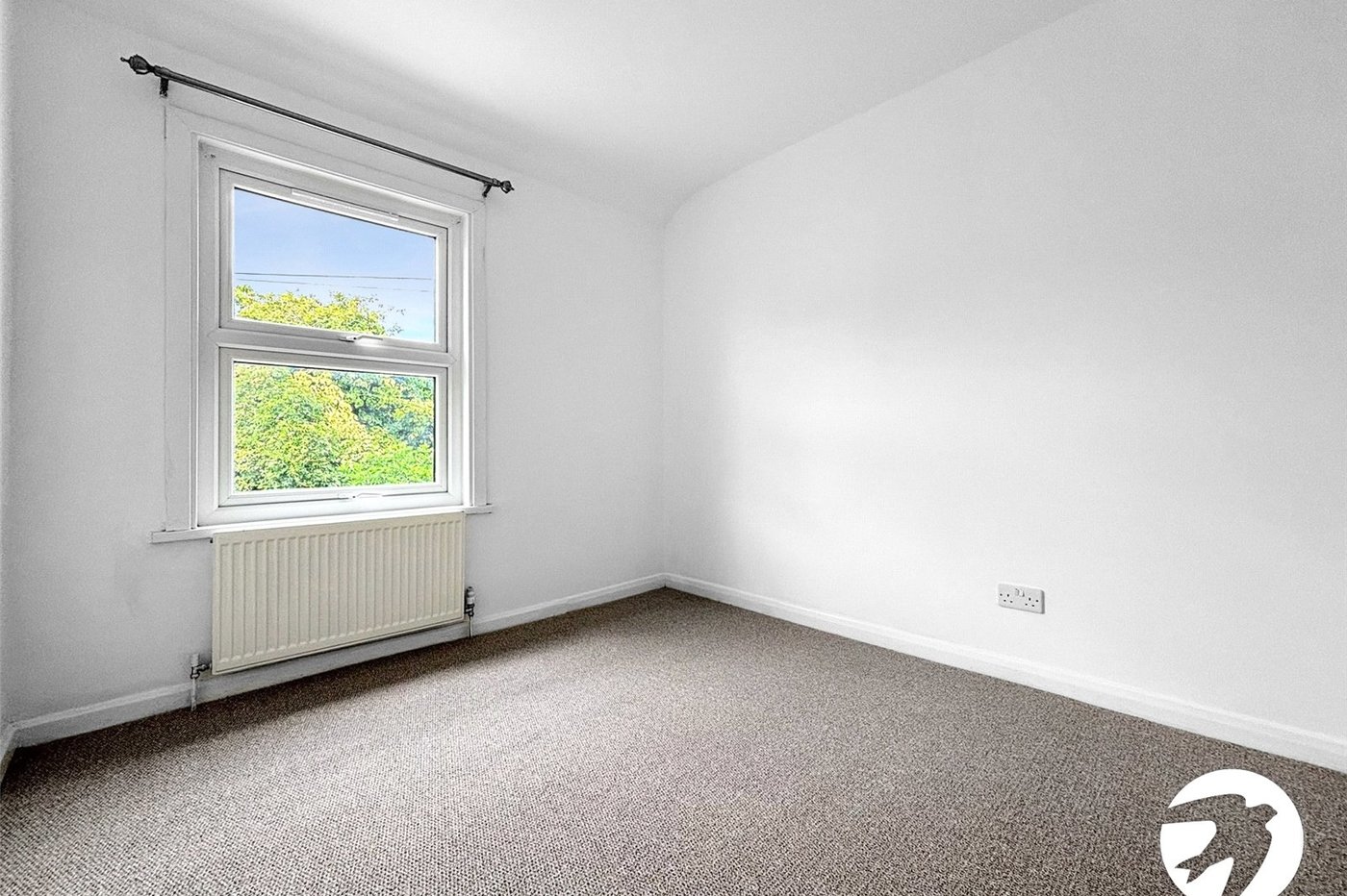 4 bedroom house to rent in Dartford | Robinson Jackson