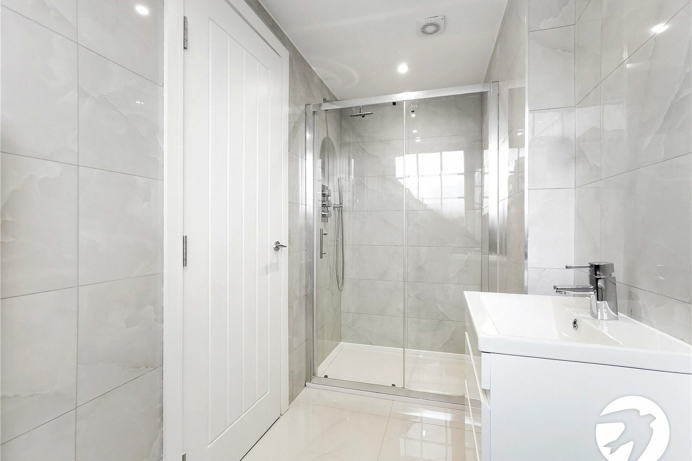 2 bedroom property to rent in Dartford | Robinson Jackson