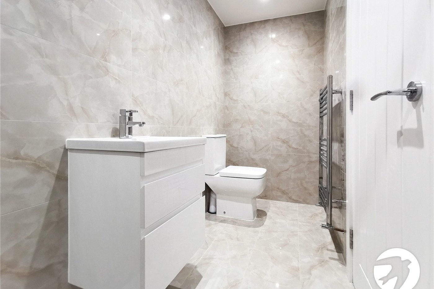 2 bedroom property to rent in Dartford | Robinson Jackson