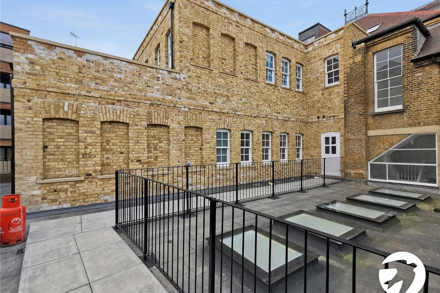 2 bedroom property to rent in Dartford | Robinson Jackson