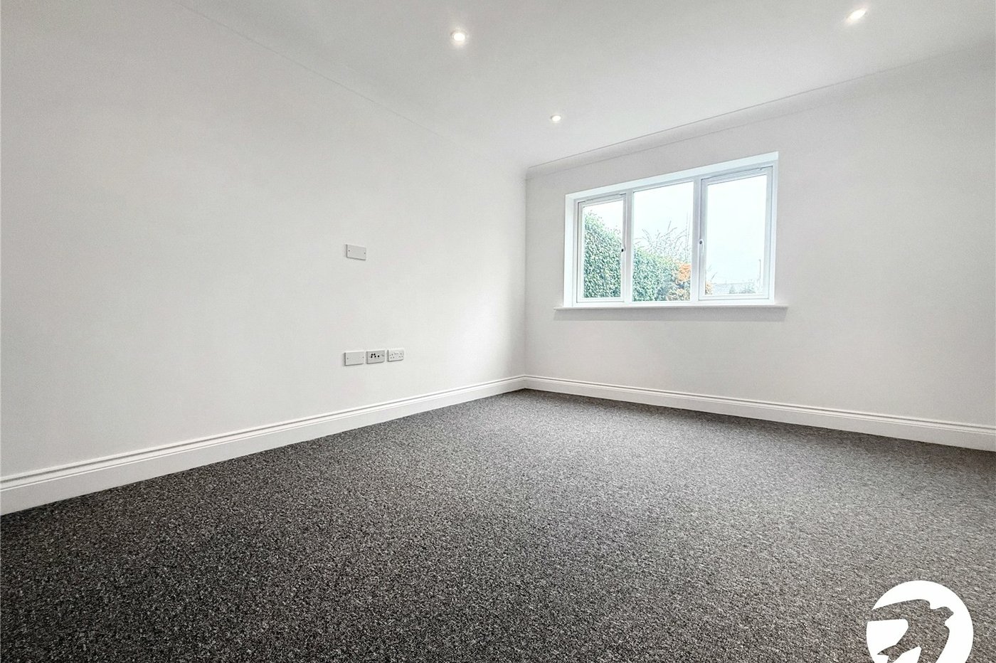 1 bedroom property to rent in Larkfield | Robinson Michael & Jackson