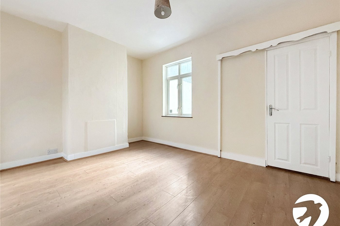 2 bedroom house to rent in Chatham | Robinson Michael & Jackson