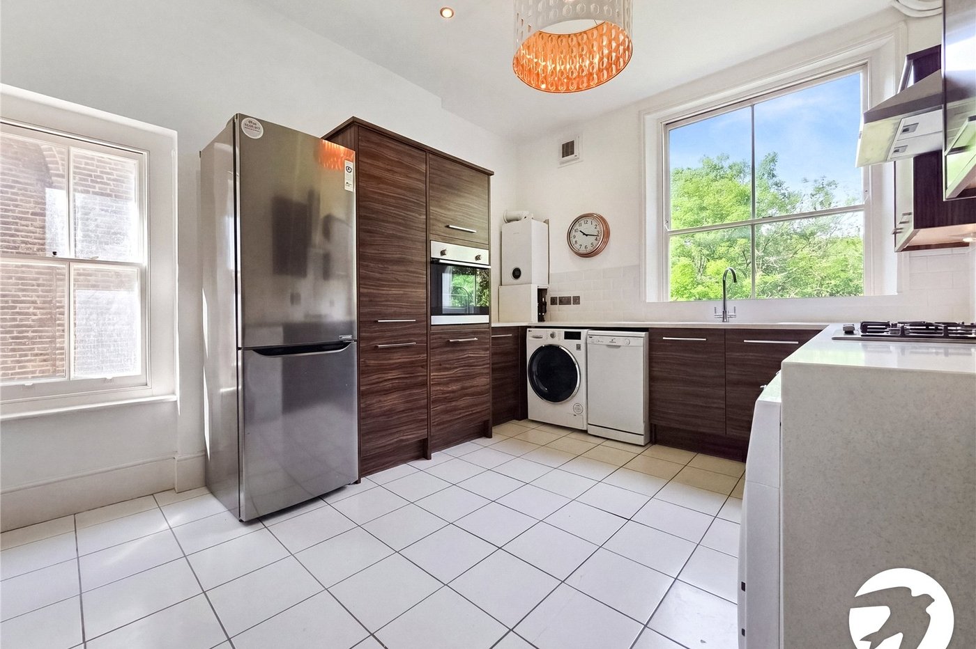 3 bedroom property to rent in London | Robinson Jackson