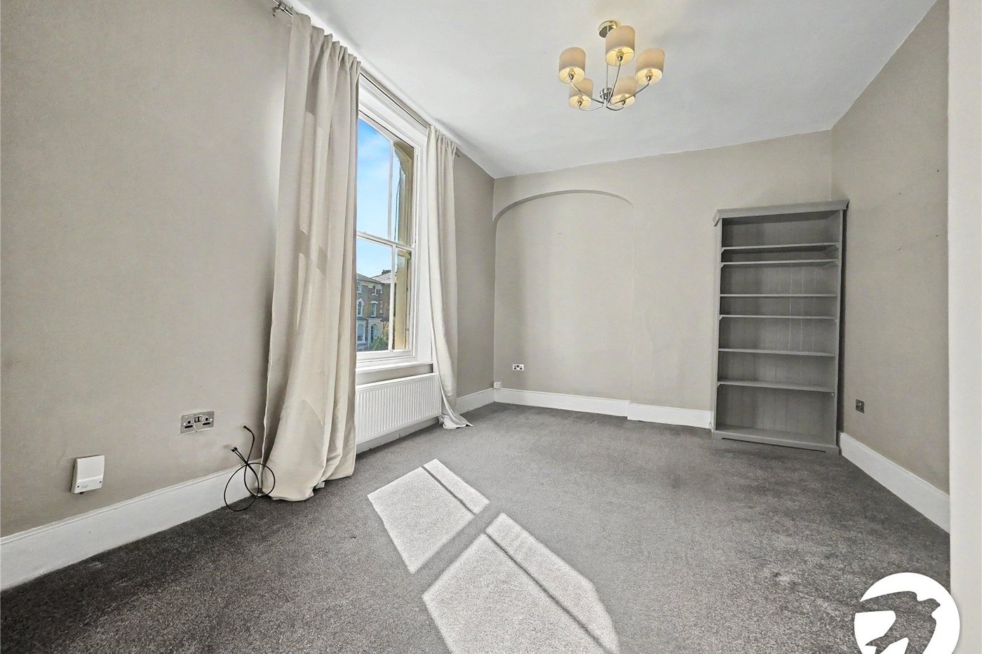 3 bedroom property to rent in London | Robinson Jackson