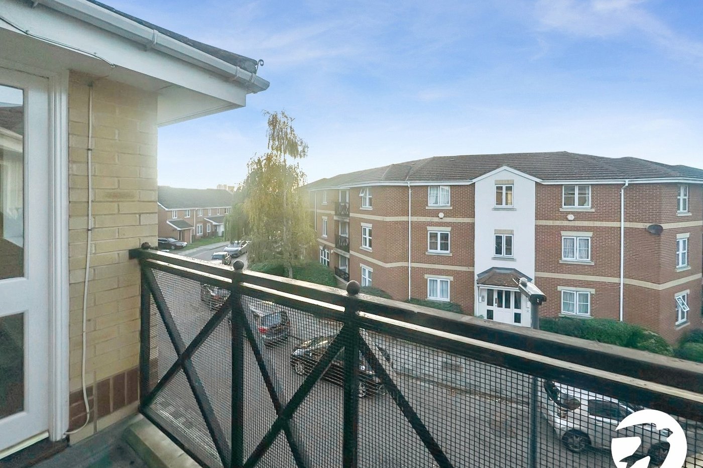 2 bedroom property to rent in London | 