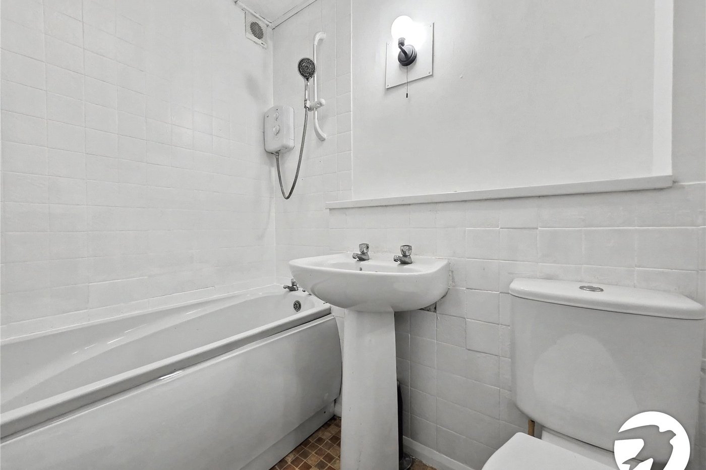 2 bedroom property to rent in London | Robinson Jackson