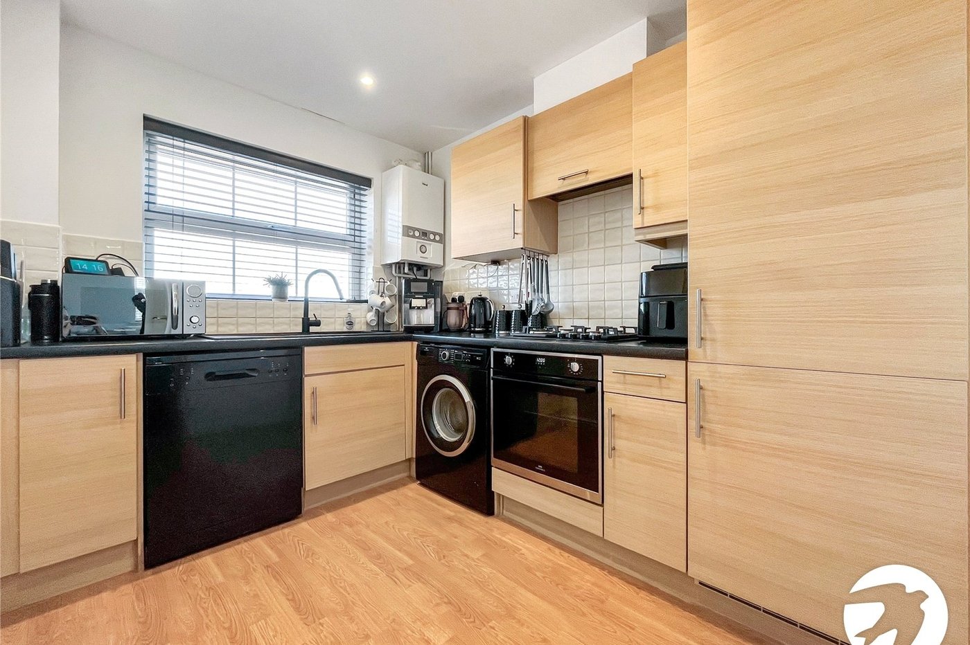 2 bedroom property to rent in Kemsley | Robinson Michael & Jackson