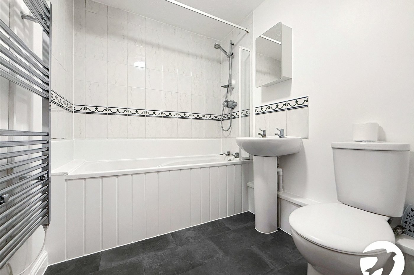 2 bedroom property to rent in Chatham | Robinson Michael & Jackson