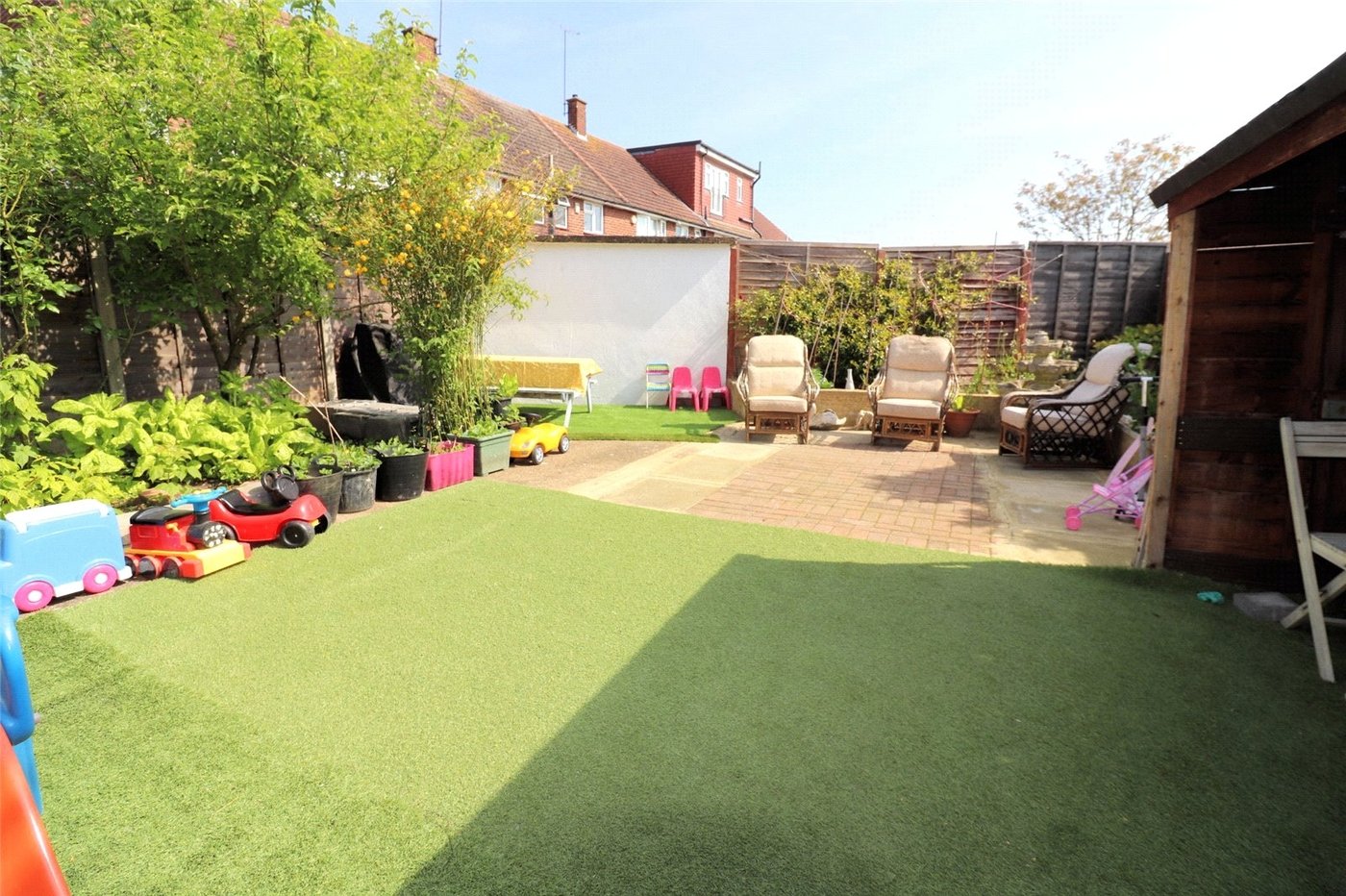 3 bedroom house to rent in Erith | Robinson Jackson