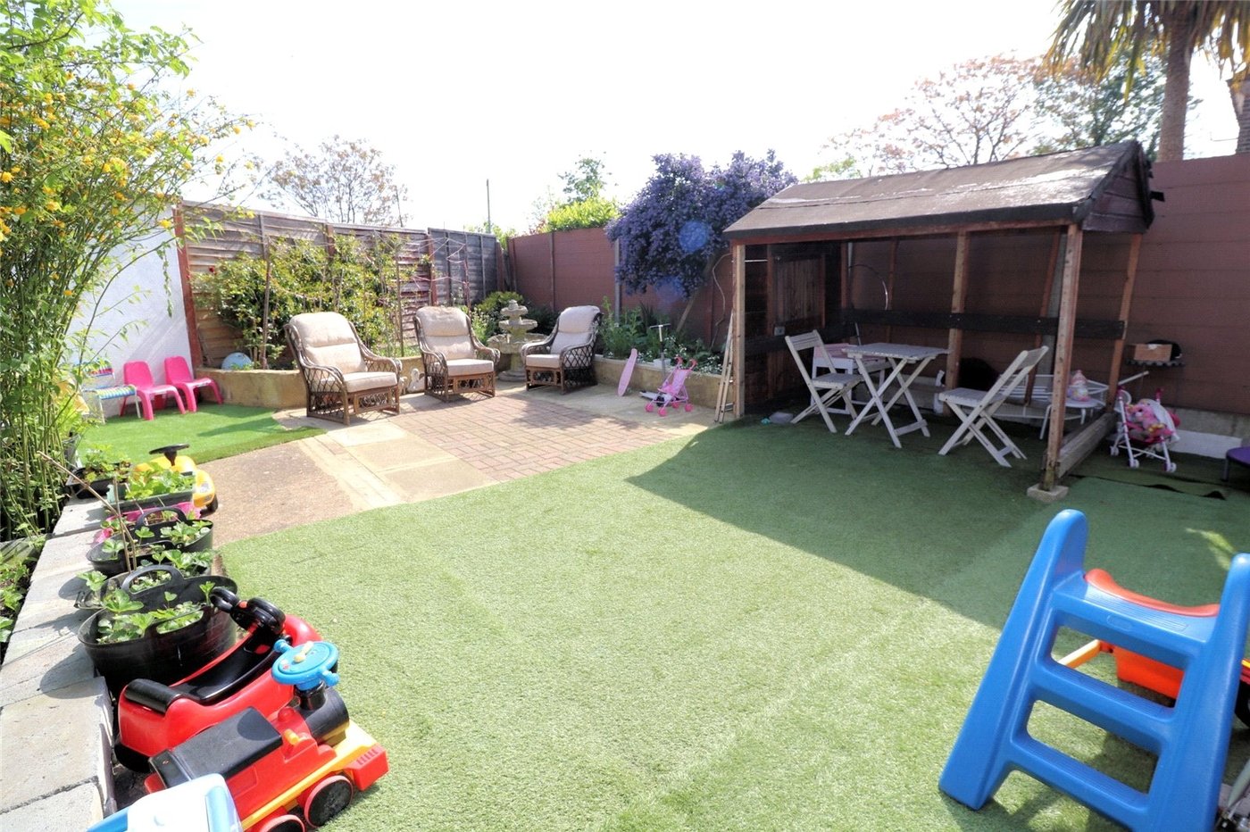 3 bedroom house to rent in Erith | Robinson Jackson