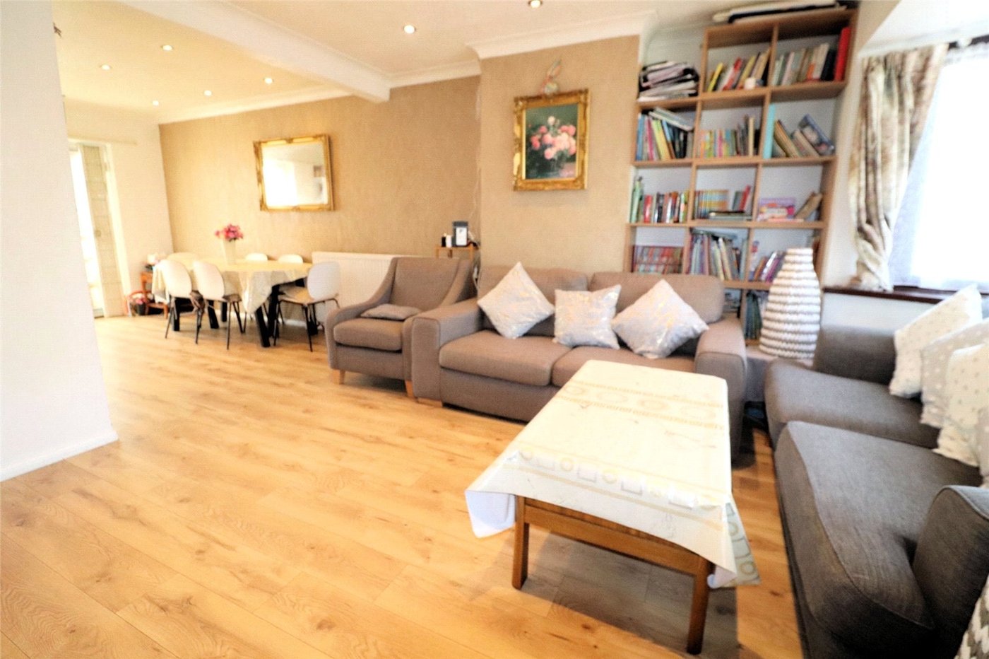 3 bedroom house to rent in Erith | Robinson Jackson