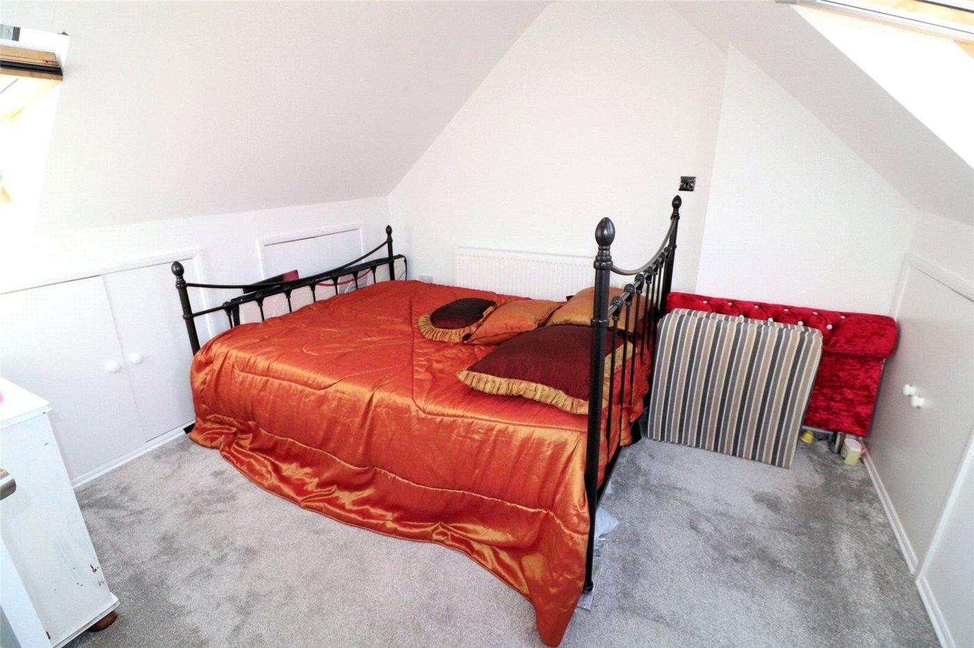 3 bedroom house to rent in Erith | Robinson Jackson