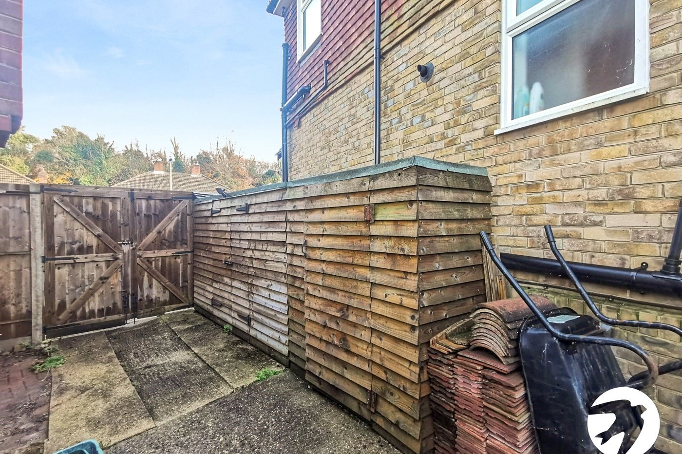 3 bedroom house to rent in Orpington | Robinson Jackson