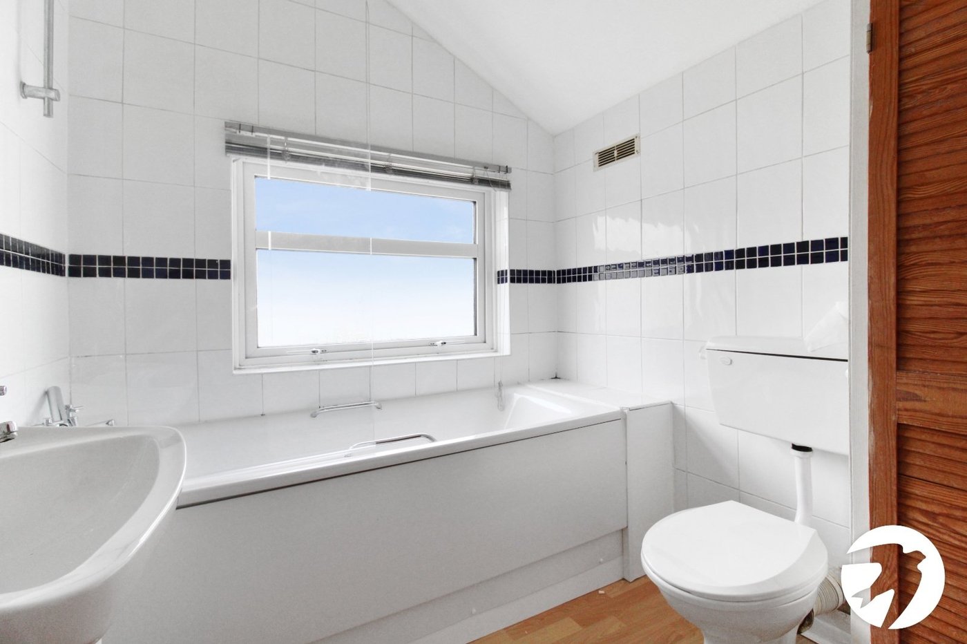 2 bedroom house to rent in Gravesend | Robinson Michael & Jackson