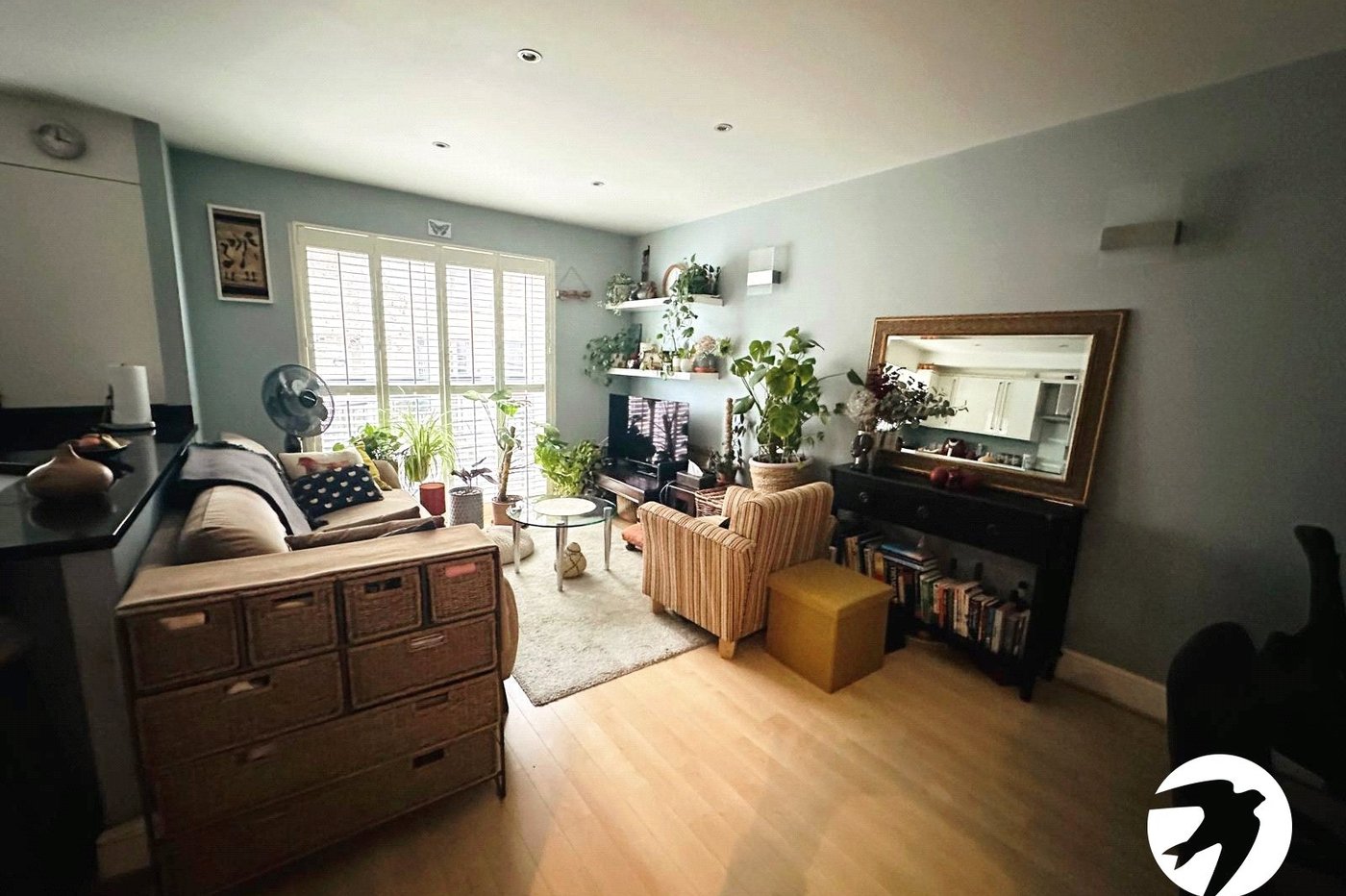 2 bedroom property to rent in London | Robinson Jackson