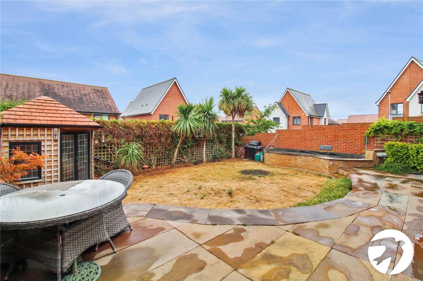 5 bedroom house to rent in Castle Hill | Robinson Michael & Jackson