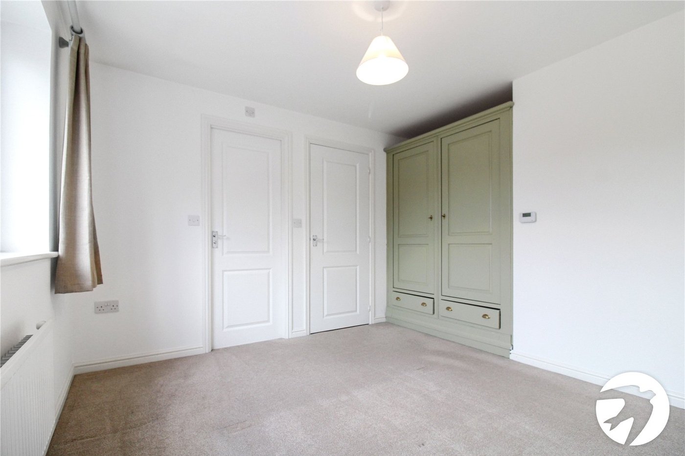 5 bedroom house to rent in Castle Hill | Robinson Michael & Jackson
