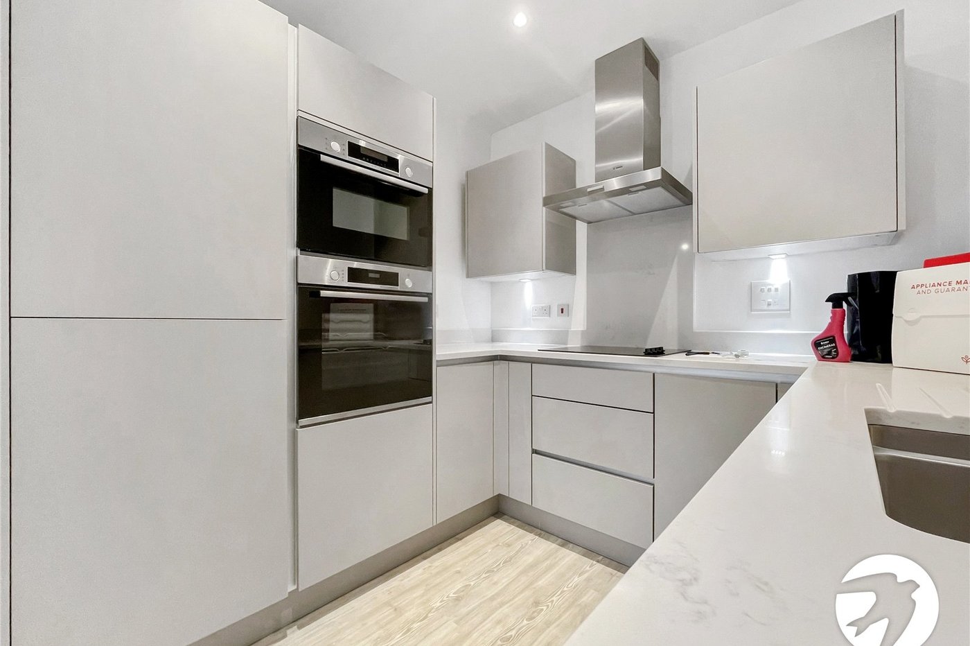 2 bedroom property to rent in Maidstone | Robinson Michael & Jackson