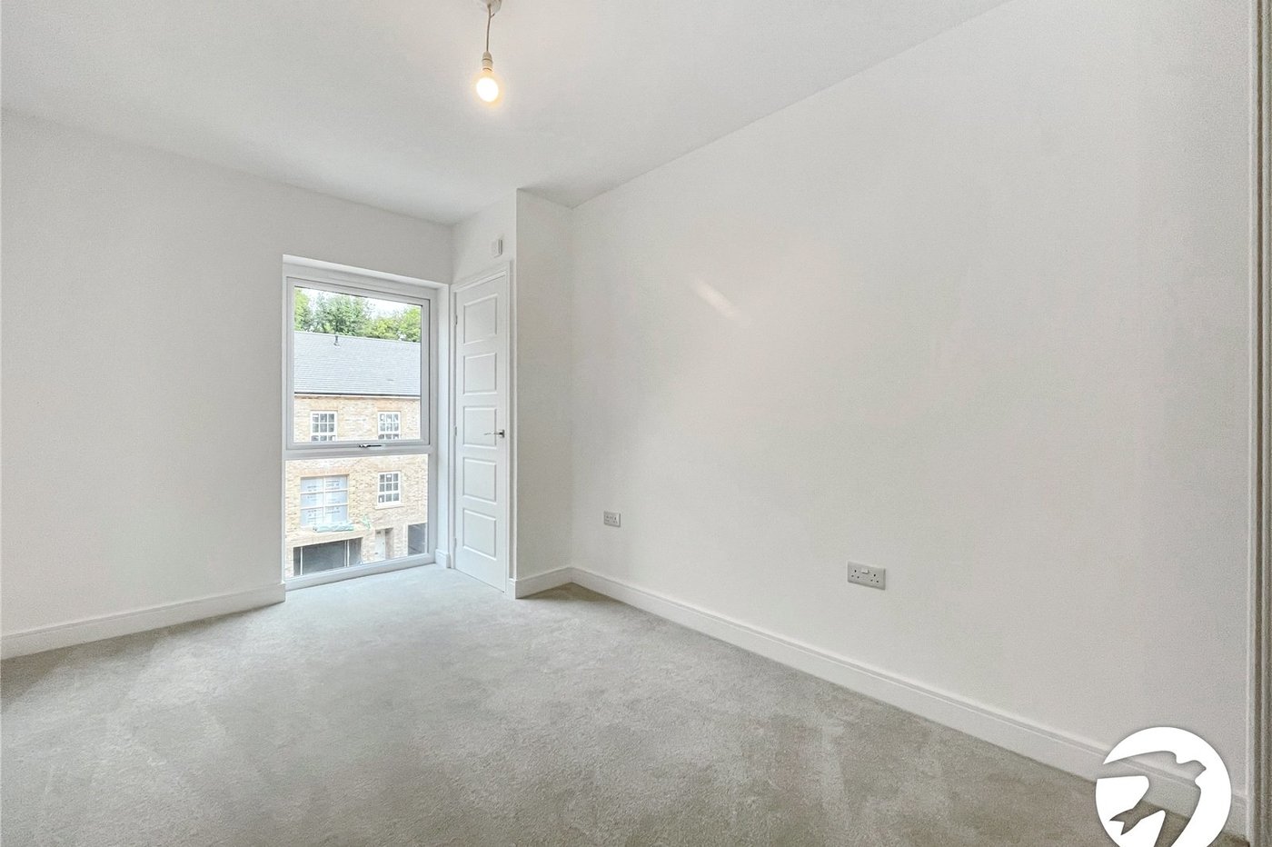 2 bedroom property to rent in Maidstone | Robinson Michael & Jackson