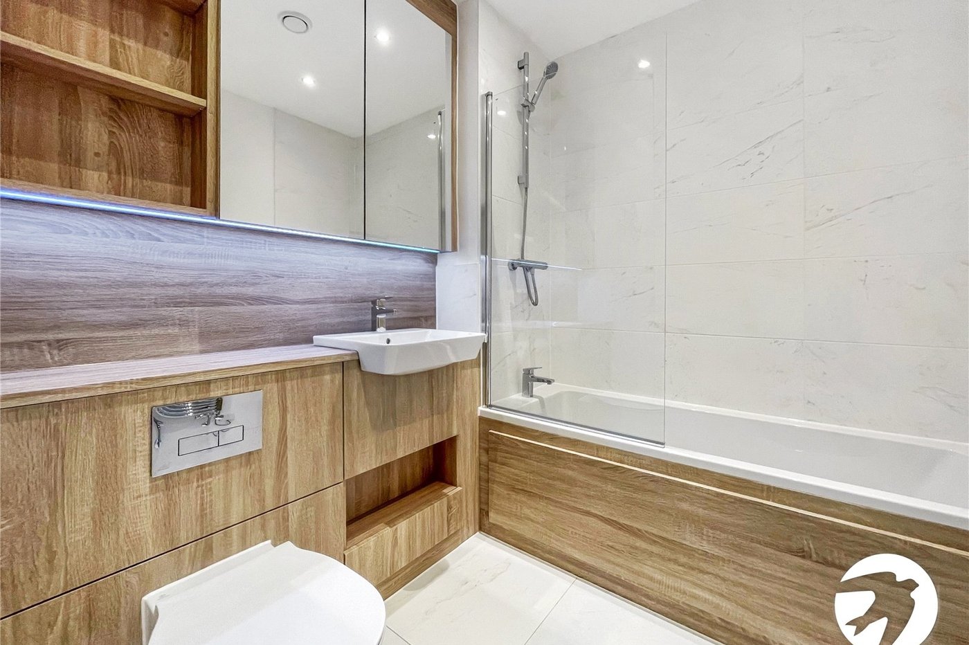 2 bedroom property to rent in Maidstone | Robinson Michael & Jackson