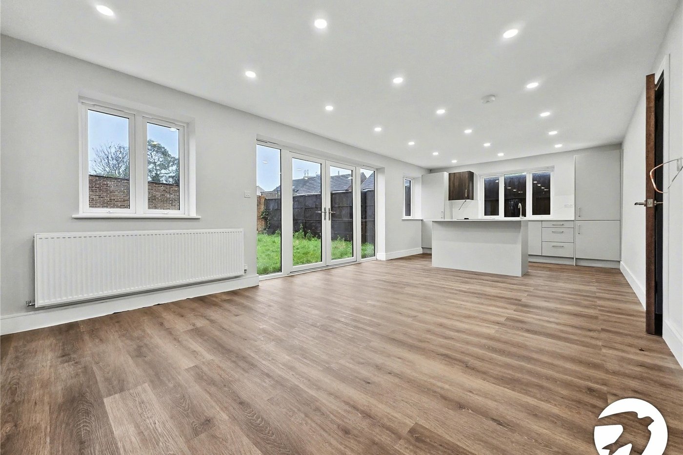 2 bedroom bungalow to rent in Erith | Robinson Jackson