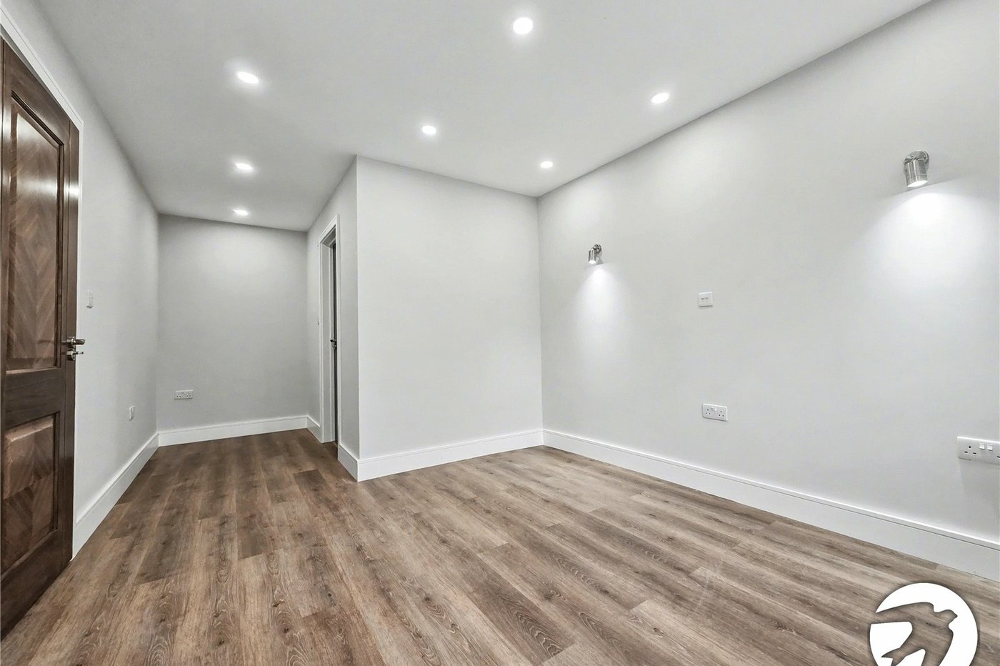 2 bedroom bungalow to rent in Erith | Robinson Jackson