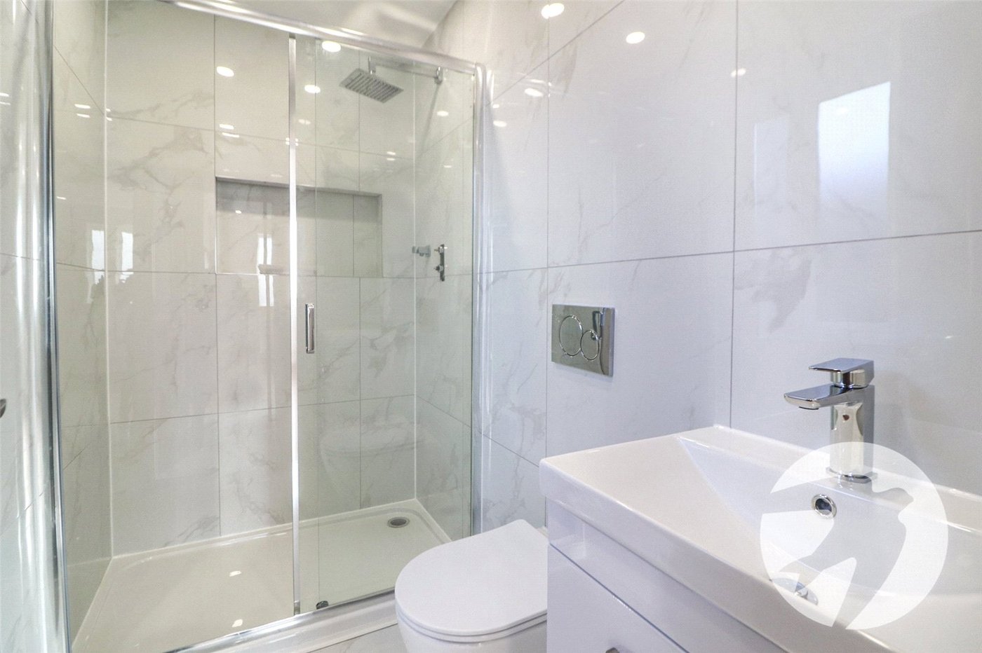 2 bedroom bungalow to rent in Erith | Robinson Jackson