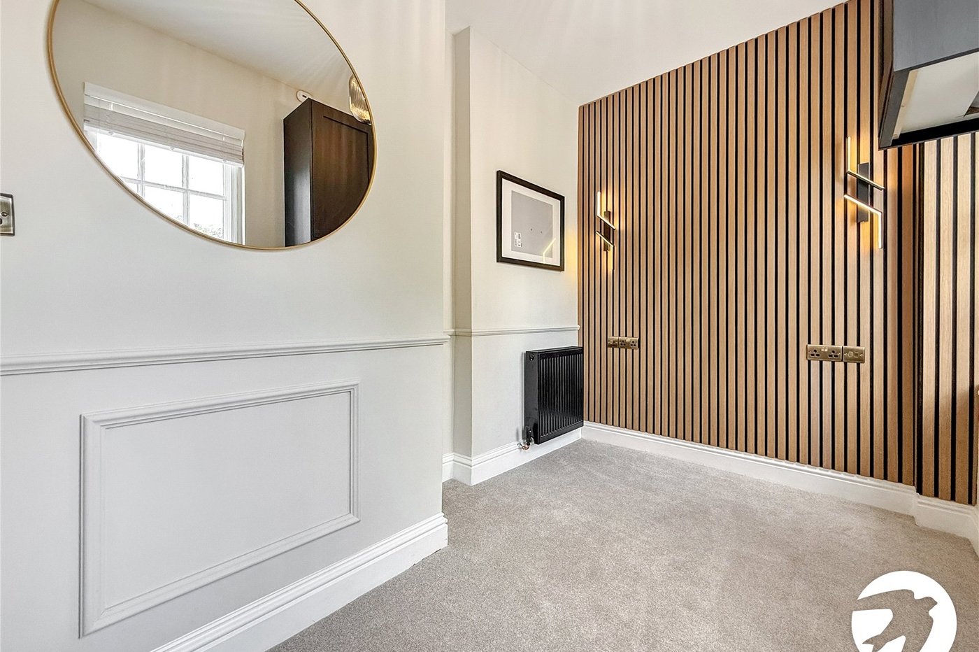 2 bedroom property to rent in London | Robinson Jackson