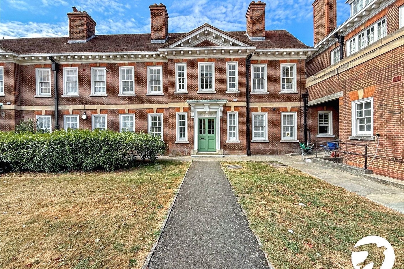 2 bedroom property to rent in London | Robinson Jackson